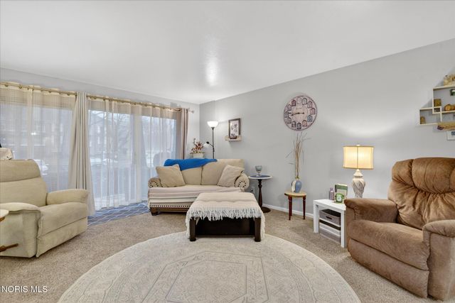 5679 Monroe Street, 303, Sylvania, OH 43560