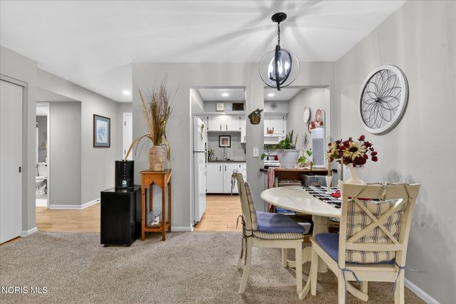 5679 Monroe Street, 303, Sylvania, OH 43560