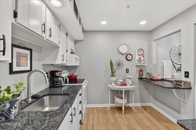 5679 Monroe Street, 303, Sylvania, OH 43560