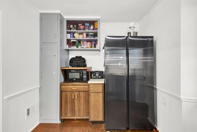 216 W Jefferson STREET, Burlington, WI 53105