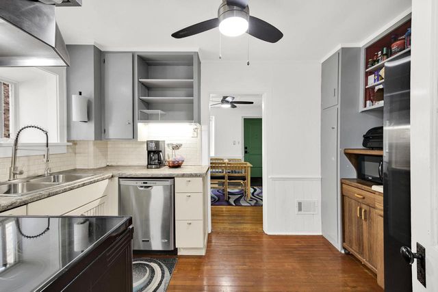 216 W Jefferson STREET, Burlington, WI 53105