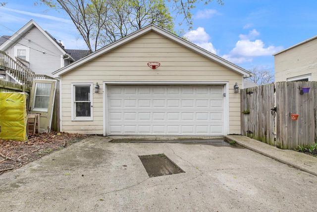 216 W Jefferson STREET, Burlington, WI 53105