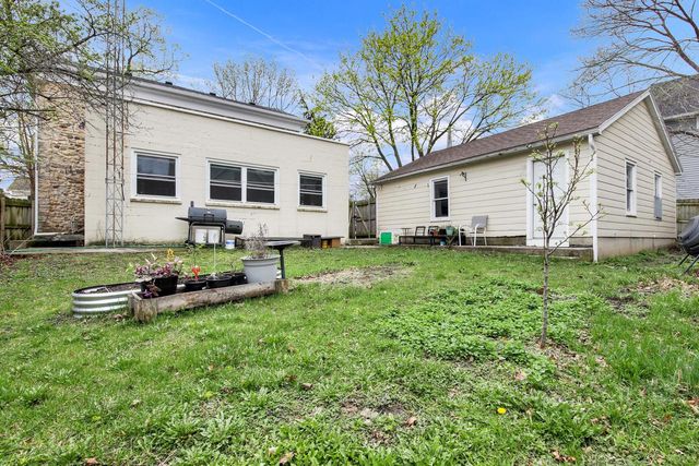 216 W Jefferson STREET, Burlington, WI 53105