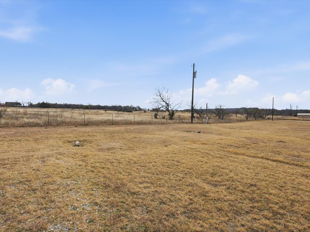 107 Private Road 3421, Bridgeport, TX 76426