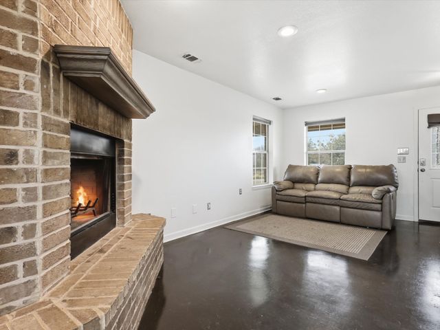 107 Private Road 3421, Bridgeport, TX 76426