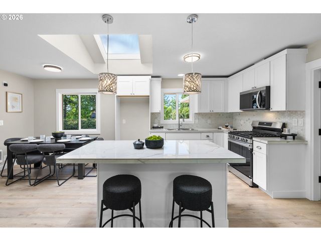 4200 Se RISLEY Ave, Milwaukie, OR 97267