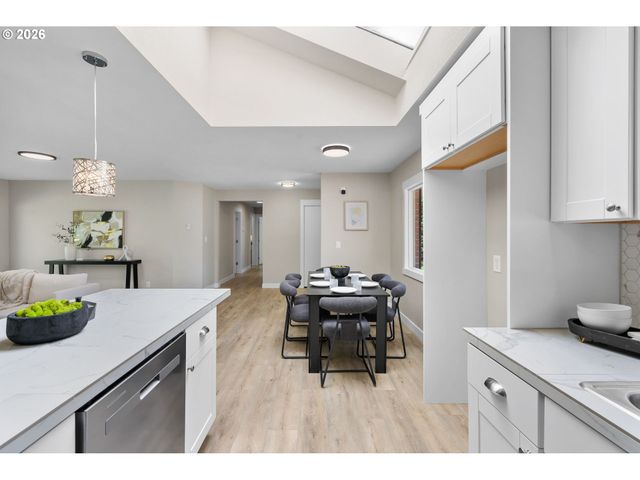 4200 Se RISLEY Ave, Milwaukie, OR 97267