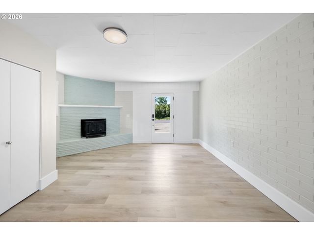 4200 Se RISLEY Ave, Milwaukie, OR 97267