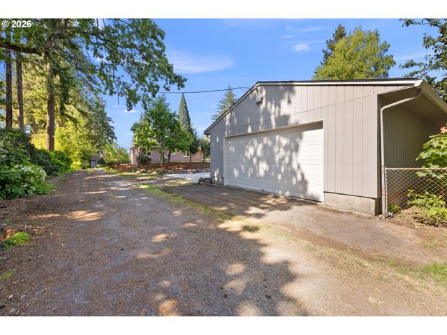4200 Se RISLEY Ave, Milwaukie, OR 97267