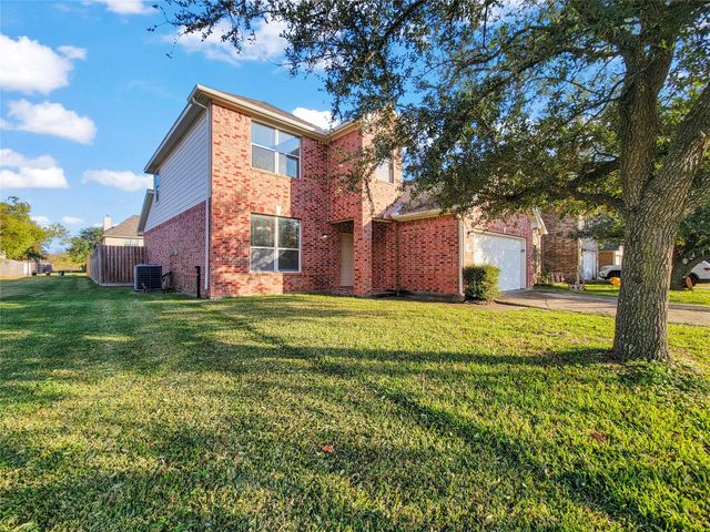 3926 W Lindbergh Court, Baytown, TX 77521