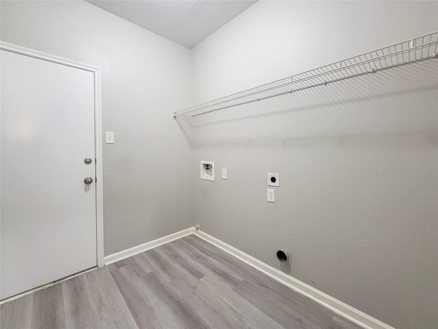 3926 W Lindbergh Court, Baytown, TX 77521