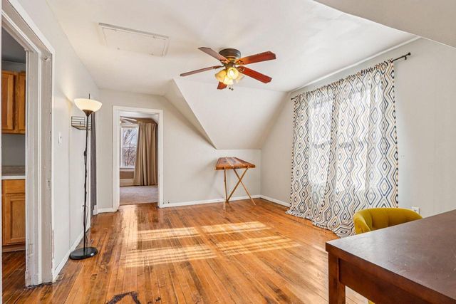 2557 N Gordon PLACE, Milwaukee, WI 53212