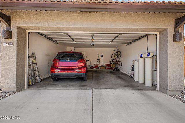 29260 N RED FINCH Drive, San Tan Valley, AZ 85143