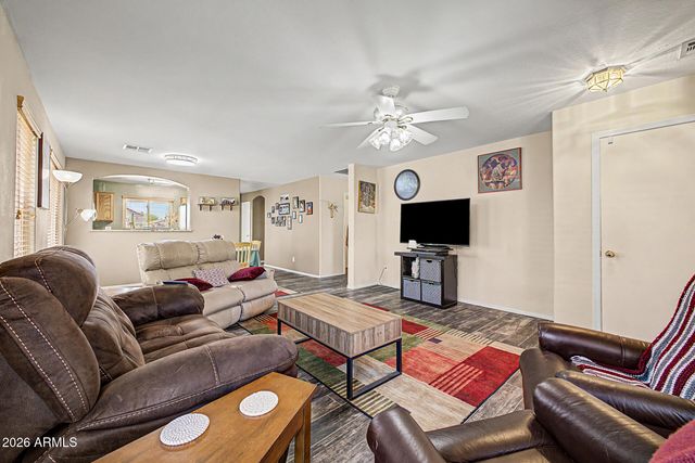 29260 N RED FINCH Drive, San Tan Valley, AZ 85143