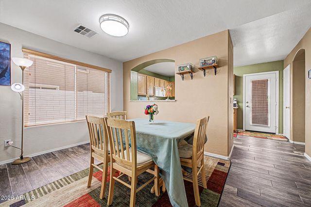 29260 N RED FINCH Drive, San Tan Valley, AZ 85143