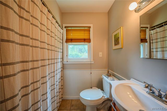 2429 West Church Street, Eden, NY 14057