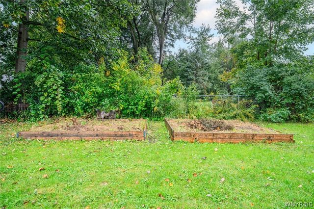 2429 West Church Street, Eden, NY 14057