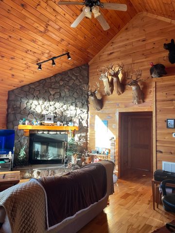 1027 Garland Hollow Rd, Pegram, TN 37143