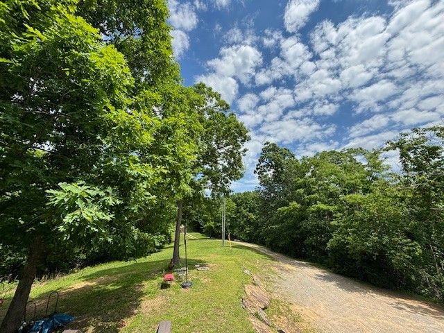 1027 Garland Hollow Rd, Pegram, TN 37143