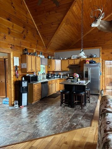 1027 Garland Hollow Rd, Pegram, TN 37143