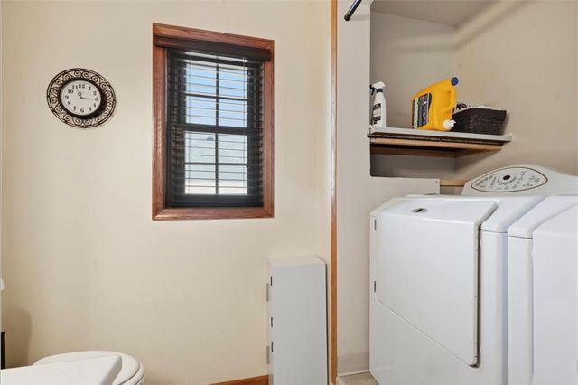 3010 Meadow Glen Street, Marion, IA 52302