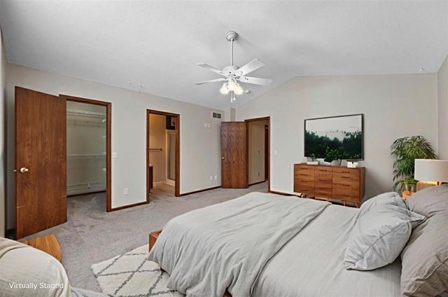 3010 Meadow Glen Street, Marion, IA 52302