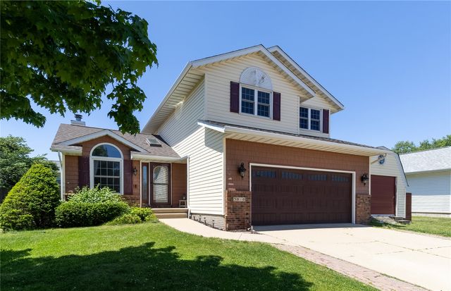 3010 Meadow Glen Street, Marion, IA 52302