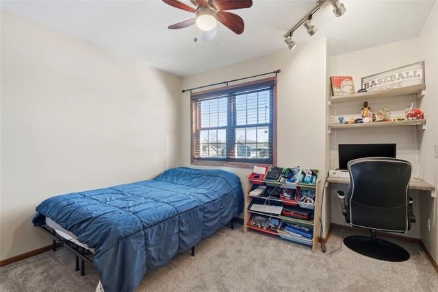 3010 Meadow Glen Street, Marion, IA 52302