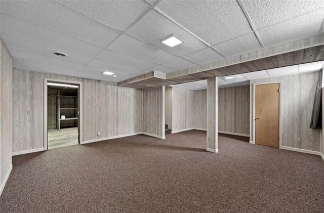 3010 Meadow Glen Street, Marion, IA 52302