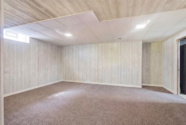 3010 Meadow Glen Street, Marion, IA 52302