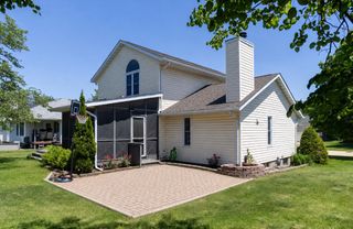 3010 Meadow Glen Street, Marion, IA 52302