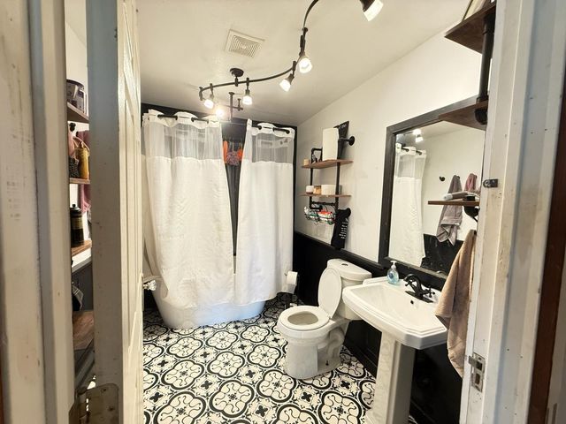 8619 County Road Sw 3170, Winnsboro, TX 75494