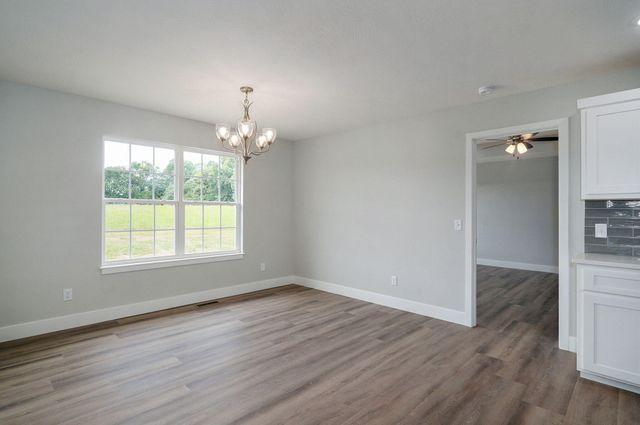 145 S Blazing Star Lane, Nixa, MO 65714