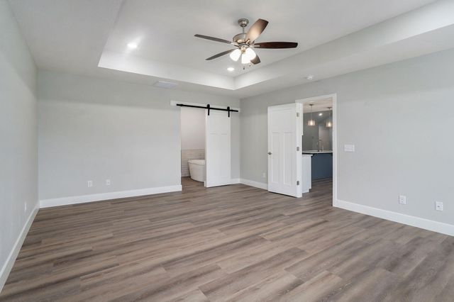 145 S Blazing Star Lane, Nixa, MO 65714