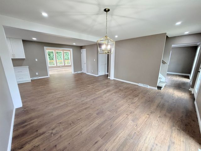 78 Nickel Plate Drive, Huntington, WV 25705