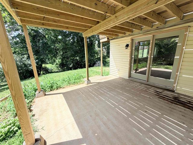 78 Nickel Plate Drive, Huntington, WV 25705