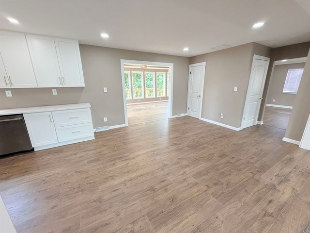 78 Nickel Plate Drive, Huntington, WV 25705