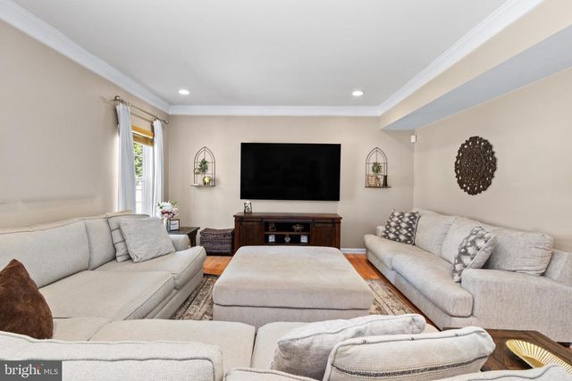 17 REMBRANDT WAY, Mays Landing, NJ 08330