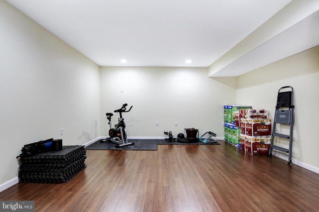 17 REMBRANDT WAY, Mays Landing, NJ 08330