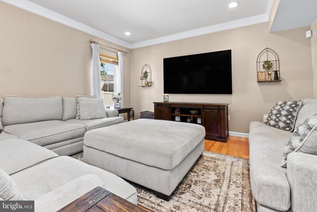 17 REMBRANDT WAY, Mays Landing, NJ 08330