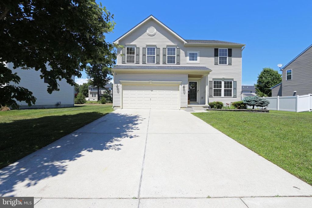 17 REMBRANDT WAY, Mays Landing, NJ 08330