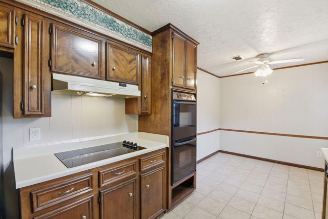 1500 Austin Ave, College Station, TX 77845