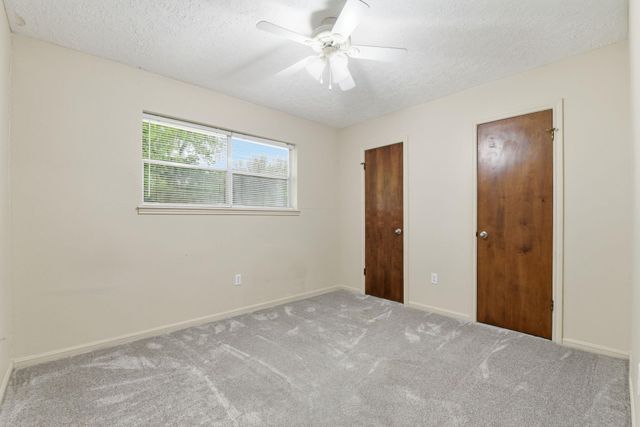 1500 Austin Ave, College Station, TX 77845