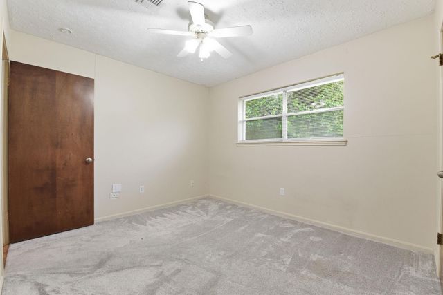 1500 Austin Ave, College Station, TX 77845