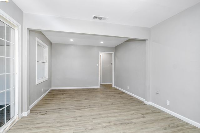120 Hillcrest Ave, Pittsburg, CA 94565