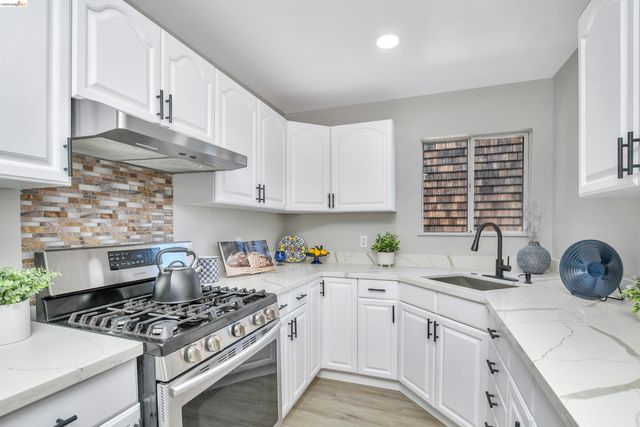 120 Hillcrest Ave, Pittsburg, CA 94565