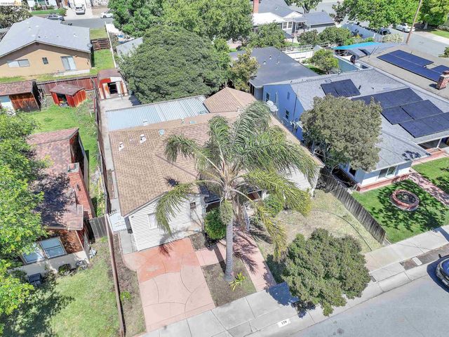 120 Hillcrest Ave, Pittsburg, CA 94565