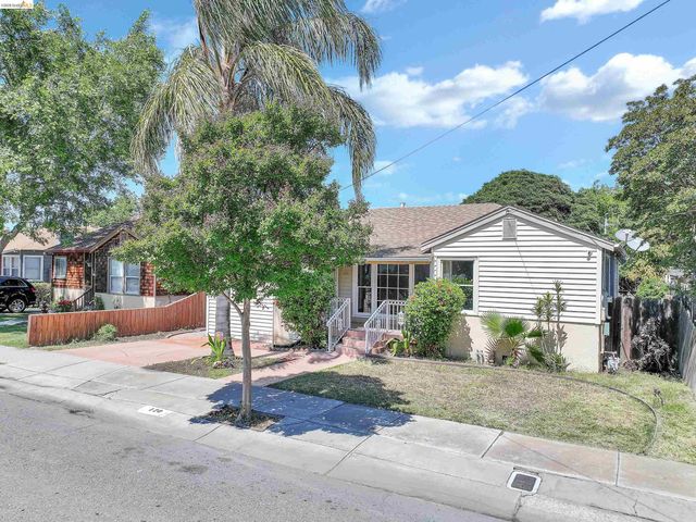 120 Hillcrest Ave, Pittsburg, CA 94565