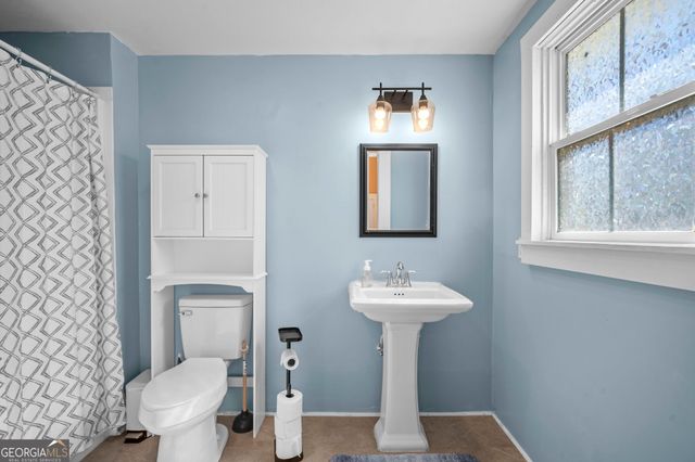 295 S Lewis Street, Metter, GA 30439