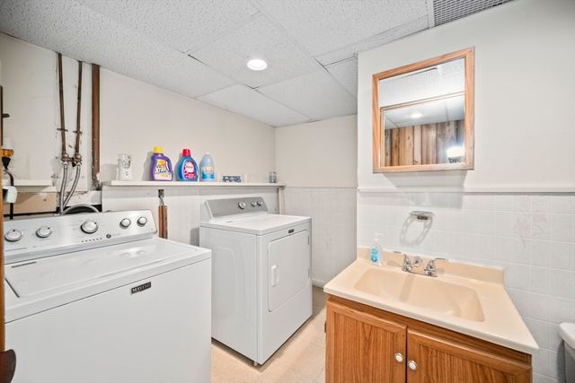 109 Darby Rd, Brockton, MA 02302